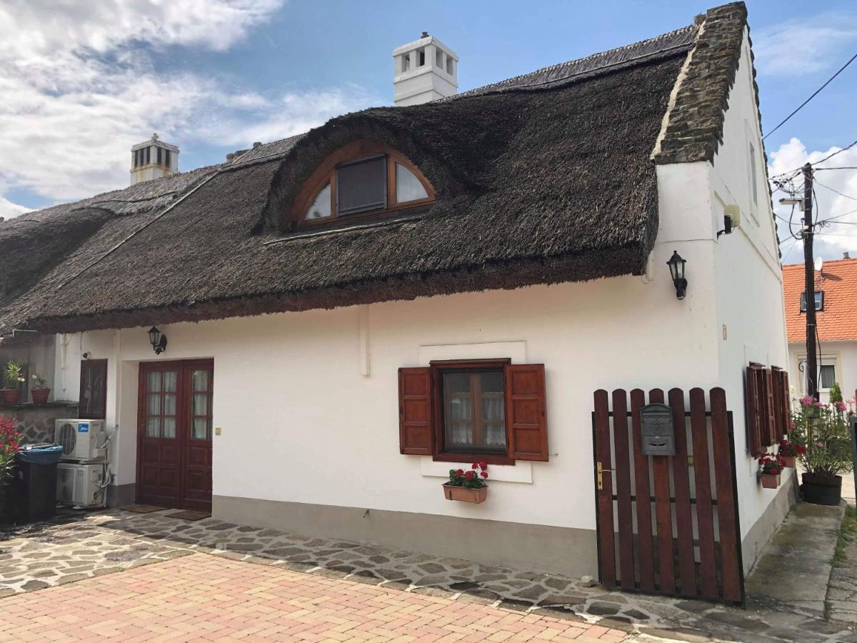 Centrum Vendeghaz Tihany Exterior foto